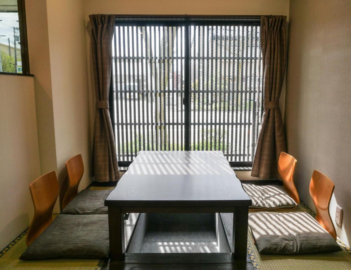 Higashiyama Tomarigi Villa Kanazawa Buitenkant foto